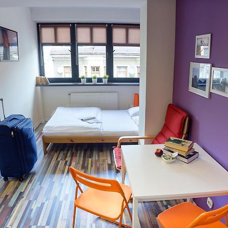 Hello Hostel & Apartments Бельсько-Бяла Номер фото
