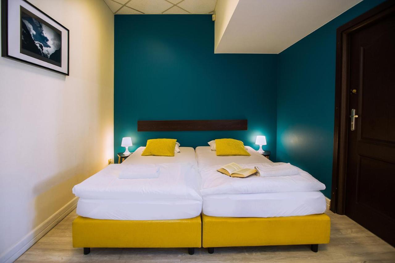 Hello Hostel & Apartments Бельсько-Бяла Екстер'єр фото