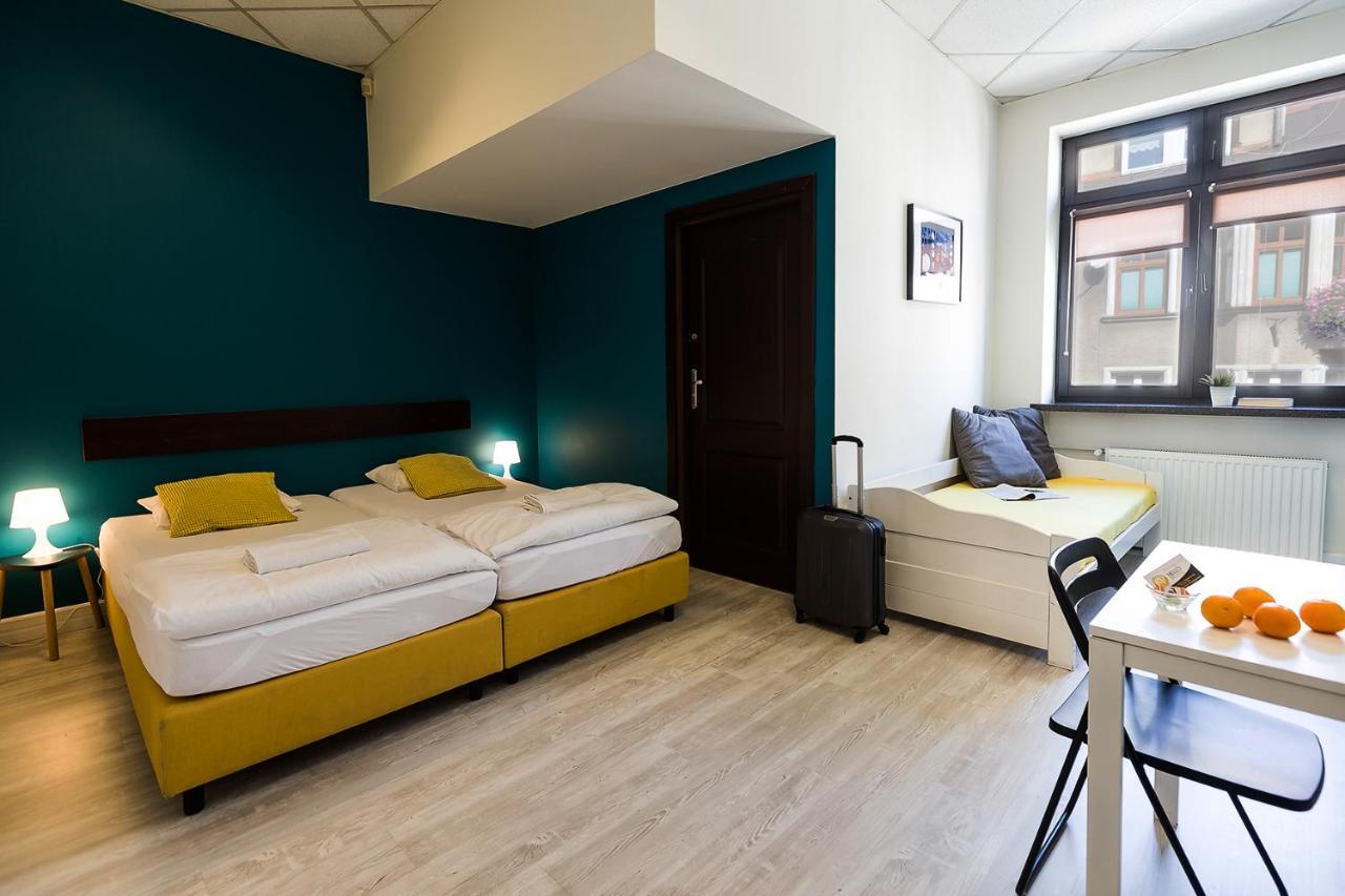Hello Hostel & Apartments Бельсько-Бяла Екстер'єр фото