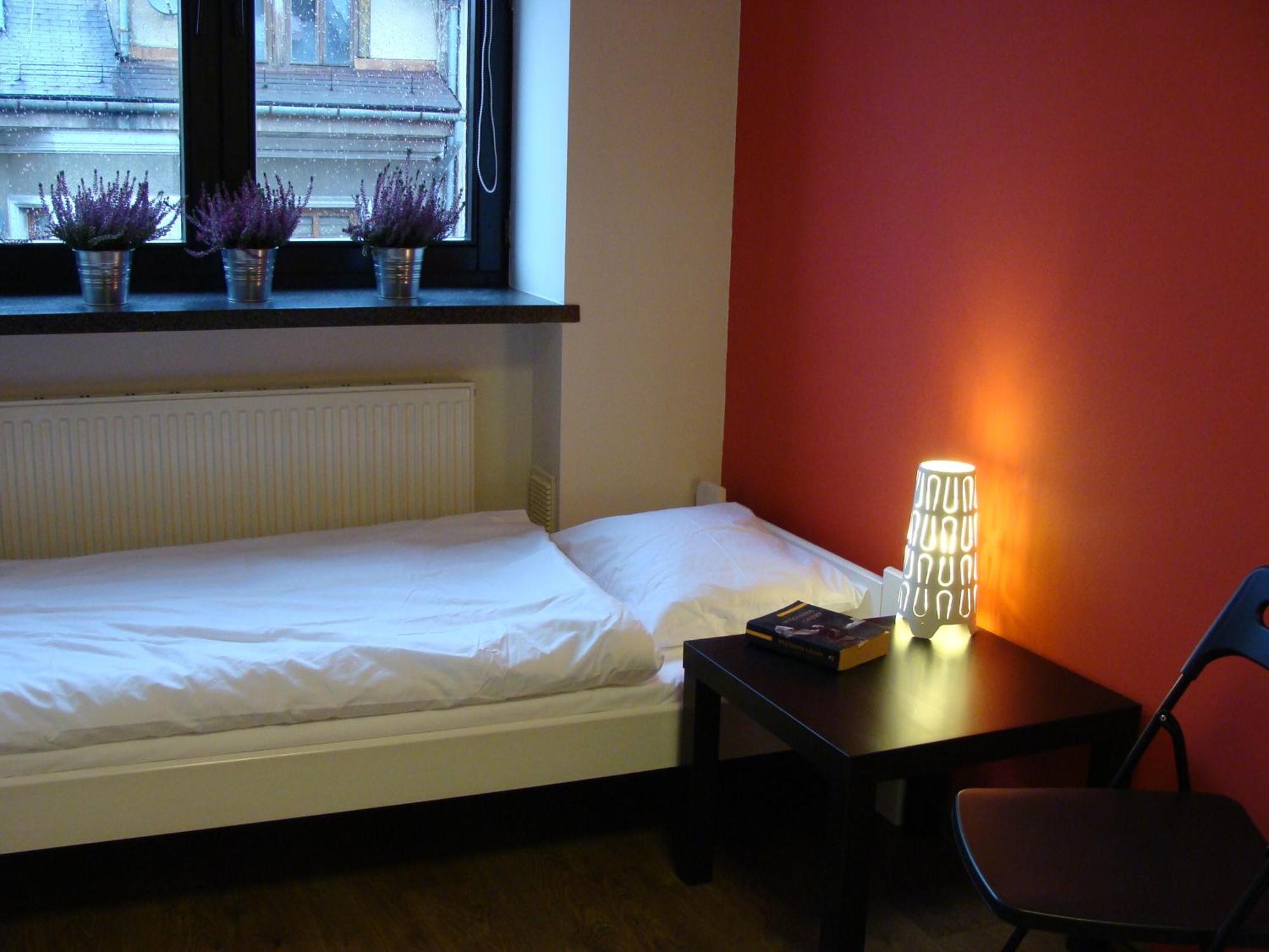 Hello Hostel & Apartments Бельсько-Бяла Номер фото